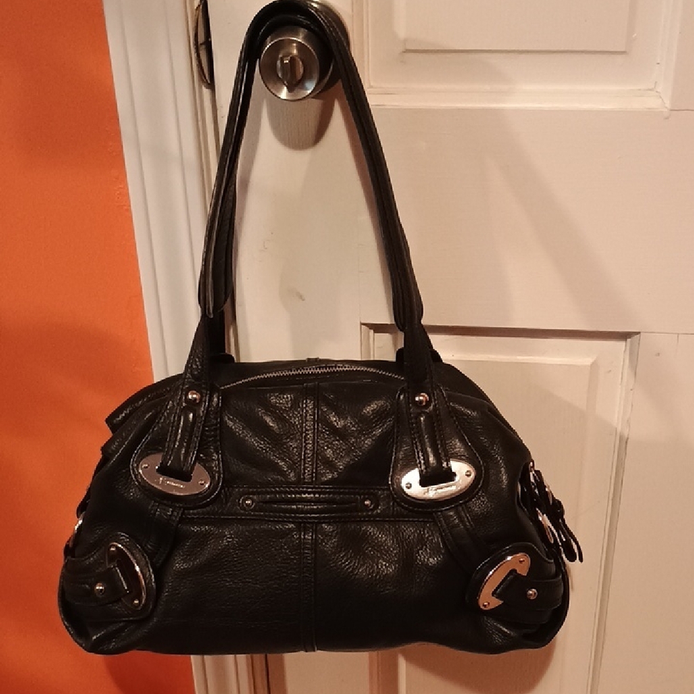 NWOT Classy Black Genuine Leather B Makowski Handbag with dust cover